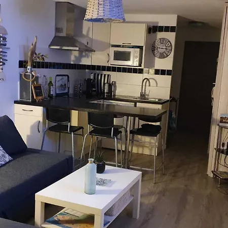 T2 Les Pieds Dans L'eau شقة